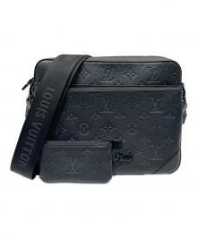LOUIS VUITTON（ルイ ヴィトン）の古着「トリオ・メッセンジャー/ショルダーバッグ」｜ブラック