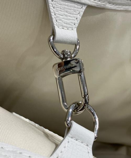 LOUIS VUITTON（ルイ ヴィトン）LOUIS VUITTON (ルイ ヴィトン) HUMAN MADE (ヒューマンメイド) 2WAYショルダーバッグ ホワイト サイズ:-の古着・服飾アイテム