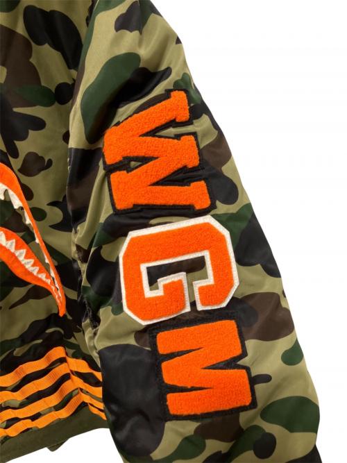 A BATHING APE（アベイシングエイプ）A BATHING APE (アベイシングエイプ) PORTER (ポーター) BAPE×PORTER 1ST CAMO SHARK MA-1 カーキ サイズ:XXLの古着・服飾アイテム