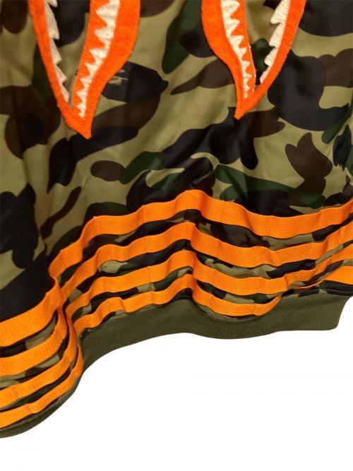 A BATHING APE（アベイシングエイプ）A BATHING APE (アベイシングエイプ) PORTER (ポーター) BAPE×PORTER 1ST CAMO SHARK MA-1 カーキ サイズ:XXLの古着・服飾アイテム