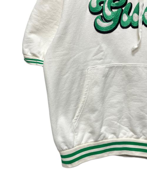 GUCCI（グッチ）GUCCI (グッチ) GUCCIロゴ半袖パーカー ホワイト サイズ:Mの古着・服飾アイテム