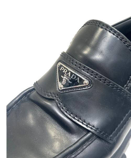 PRADA（プラダ）PRADA (プラダ) モノリスレザーローファー 2DE129 ブラック サイズ:9の古着・服飾アイテム