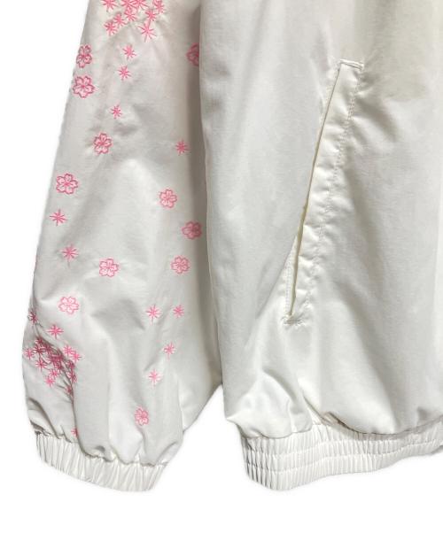 SUPREME（シュプリーム）SUPREME (シュプリーム) AOI Glow-in-the-drak TRACK LACKET　トラックジャケット ホワイト サイズ:XLの古着・服飾アイテム