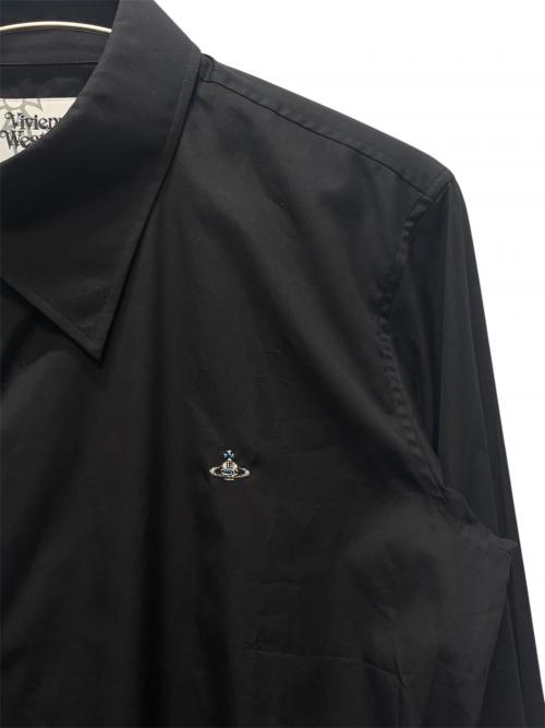 Vivienne Westwood man（ヴィヴィアン ウェストウッド マン）Vivienne Westwood man (ヴィヴィアン ウェストウッド マン) 変形襟長袖シャツ VW-WR-84725 ブラック サイズ:50の古着・服飾アイテム