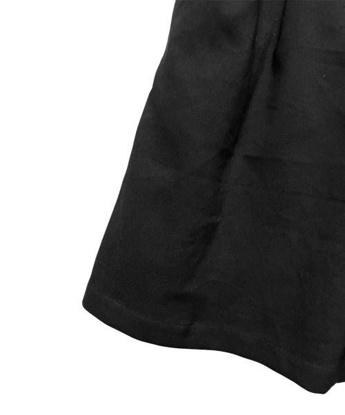 COMME des GARCONS SHIRT（コムデギャルソンシャツ）COMME des GARCONS SHIRT (コムデギャルソンシャツ) 25AW EVA樹脂ポケットタックショーツ ブラック サイズ:Sの古着・服飾アイテム