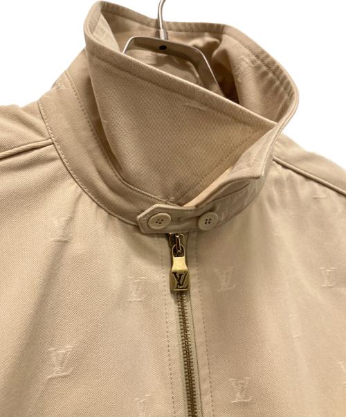 LOUIS VUITTON（ルイ ヴィトン）LOUIS VUITTON (ルイ ヴィトン) 24AW LVロゴ ジップアップジャケット ベージュ サイズ:44の古着・服飾アイテム