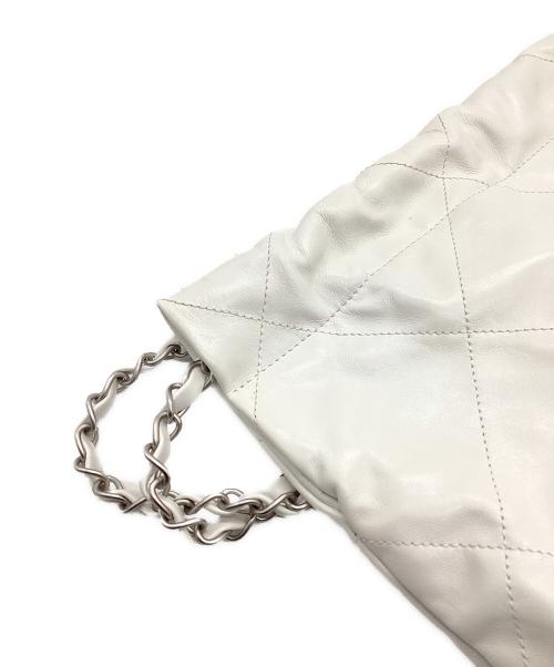CHANEL（シャネル）CHANEL (シャネル) CHANEL22スモール ホワイト サイズ:スモール/SMALLの古着・服飾アイテム