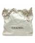 CHANEL（シャネル）の古着「CHANEL22スモール」｜ホワイト