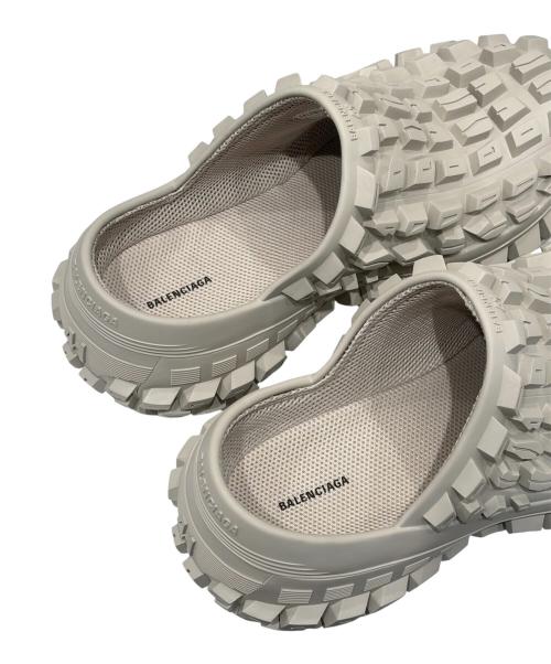 BALENCIAGA（バレンシアガ）BALENCIAGA (バレンシアガ) BOUNCER CLOG/バウンサー クロッグ ベージュ サイズ:41 未使用品の古着・服飾アイテム