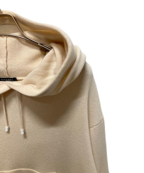 CHANEL（シャネル）CHANEL (シャネル) プルオーバーニットパーカー ベージュ サイズ:36の古着・服飾アイテム