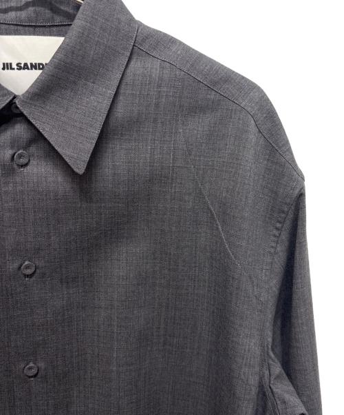 JIL SANDER（ジルサンダー）JIL SANDER (ジルサンダー) ダーツ刺繍長袖シャツ グレー サイズ:44の古着・服飾アイテム