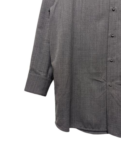 JIL SANDER（ジルサンダー）JIL SANDER (ジルサンダー) ダーツ刺繍長袖シャツ グレー サイズ:44の古着・服飾アイテム