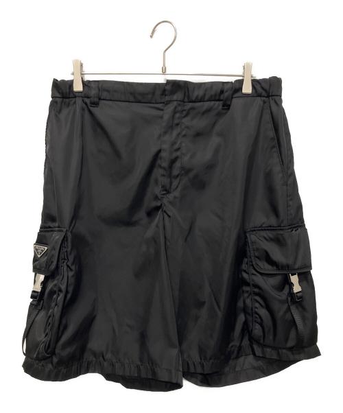PRADA（プラダ）PRADA (プラダ) Re-Nylon バミューダカーゴハーフパンツ ブラック サイズ:52の古着・服飾アイテム