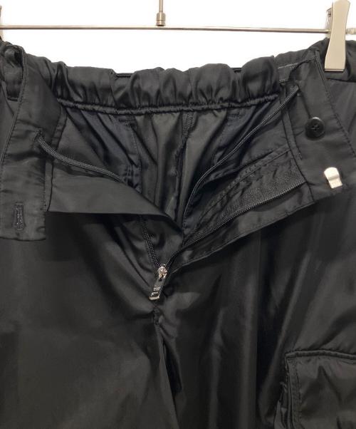 PRADA（プラダ）PRADA (プラダ) Re-Nylon バミューダカーゴハーフパンツ ブラック サイズ:52の古着・服飾アイテム