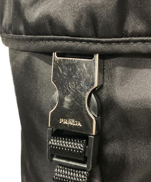 PRADA（プラダ）PRADA (プラダ) Re-Nylon バミューダカーゴハーフパンツ ブラック サイズ:52の古着・服飾アイテム