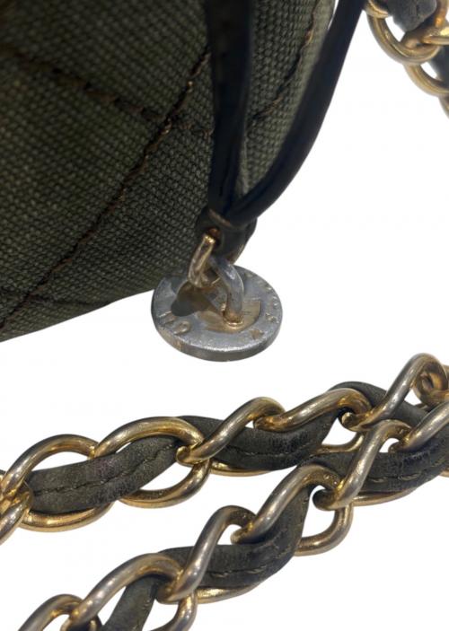READYMADE（レディメイド）READYMADE (レディメイド) CHAIN POUCH/チェーンポーチ カーキの古着・服飾アイテム