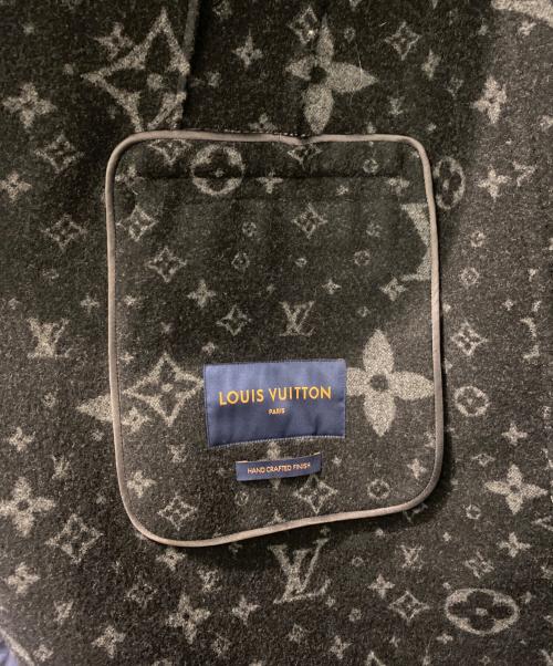 LOUIS VUITTON（ルイ ヴィトン）LOUIS VUITTON (ルイ ヴィトン) ダブルフェイス・モノグラム・ウールコート グレー サイズ:44の古着・服飾アイテム