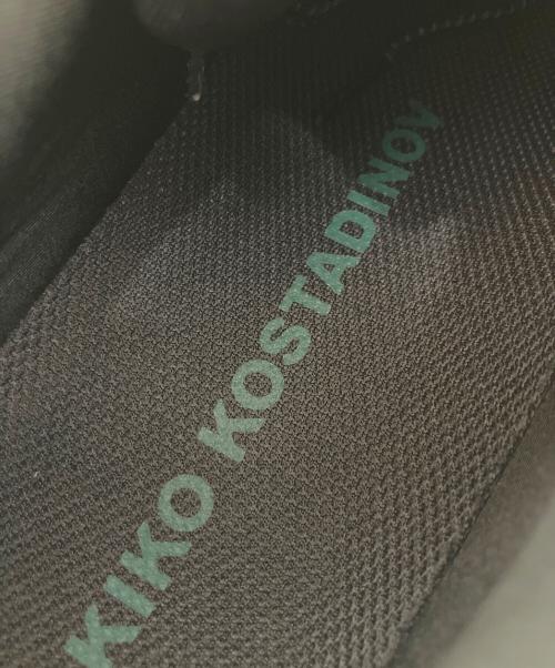 asics（アシックス）asics (アシックス) KIKO KOSTADINOV (キコ・コスタディノフ) GEL-FLAMMAE グレー サイズ:42の古着・服飾アイテム