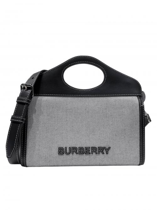BURBERRY（バーバリー）BURBERRY (バーバリー) マイクロポケットバッグ 18 サイズ:-の古着・服飾アイテム