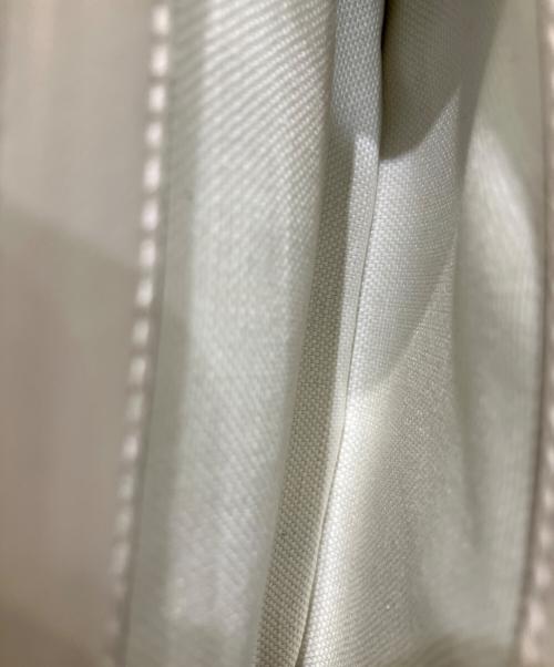 GUCCI（グッチ）GUCCI (グッチ) 〔GGマーモント〕ミディアム ショルダーバッグ アイボリー サイズ:-の古着・服飾アイテム