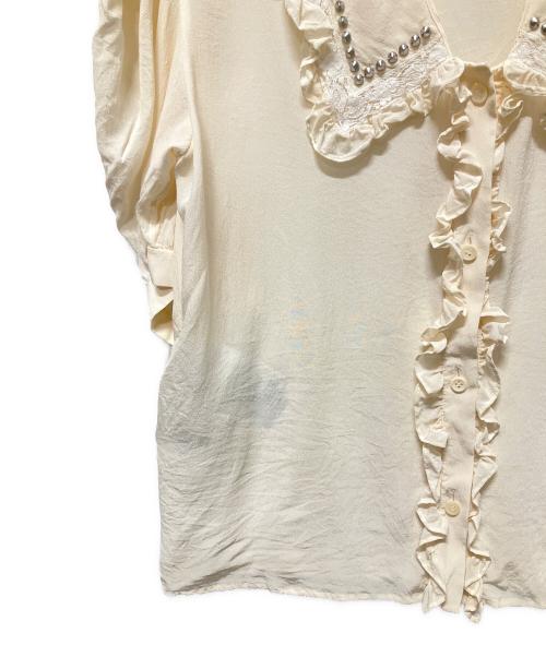 MIU MIU（ミュウミュウ）MIU MIU (ミュウミュウ) シルクフリルシャツ アイボリー サイズ:36の古着・服飾アイテム