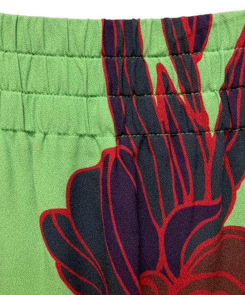 DRIES VAN NOTEN（ドリスヴァンノッテン）DRIES VAN NOTEN (ドリスヴァンノッテン) フラワー総柄スカート グリーン サイズ:38の古着・服飾アイテム