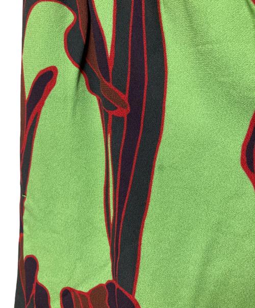 DRIES VAN NOTEN（ドリスヴァンノッテン）DRIES VAN NOTEN (ドリスヴァンノッテン) フラワー総柄スカート グリーン サイズ:38の古着・服飾アイテム