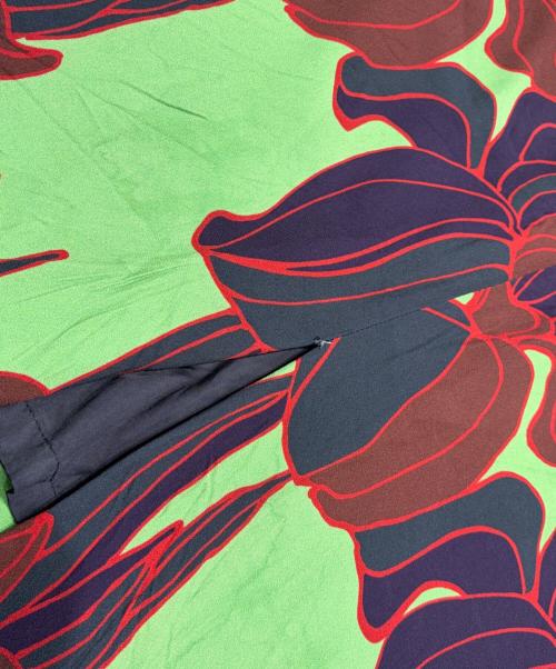DRIES VAN NOTEN（ドリスヴァンノッテン）DRIES VAN NOTEN (ドリスヴァンノッテン) フラワー総柄スカート グリーン サイズ:38の古着・服飾アイテム