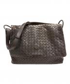 BOTTEGA VENETAボッテガベネタ）の古着「イントレチャートショルダーバッグ」｜ブラウン