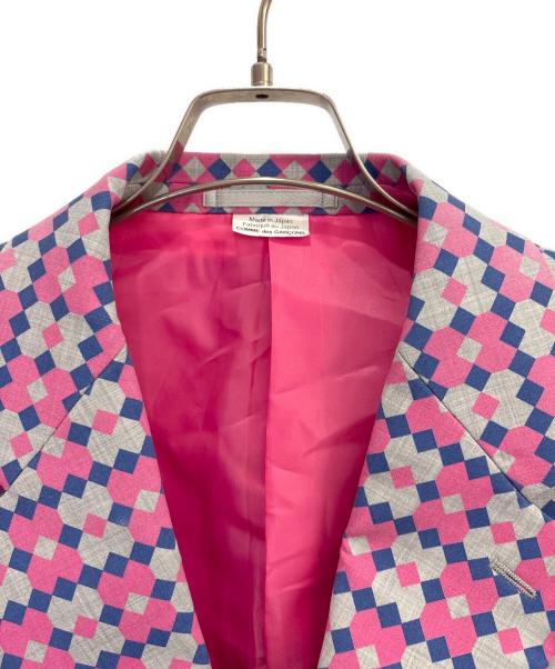 COMME des GARCONS HOMME PLUS（コムデギャルソンオムプリュス）COMME des GARCONS HOMME PLUS (コムデギャルソンオムプリュス) ウールエステル総柄ジャケット ピンク サイズ:Mの古着・服飾アイテム
