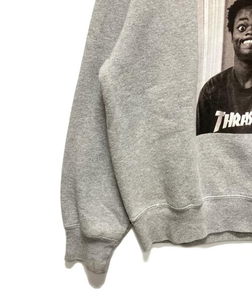 SUPREME（シュプリーム）SUPREME (シュプリーム) THRASHER (スラッシャー) クルーネック スウェットシャツ ライトグレー サイズ:Sの古着・服飾アイテム