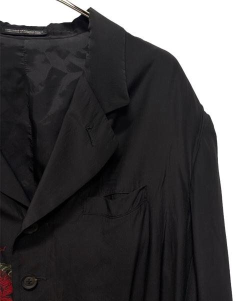Yohji Yamamoto pour homme（ヨウジヤマモト プールオム）Yohji Yamamoto pour homme (ヨウジヤマモト プールオム) 22ss ダリア柄ベルト付きシルクジャケット ブラック サイズ:2の古着・服飾アイテム