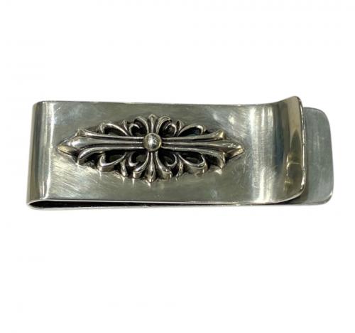 CHROME HEARTS（クロムハーツ）CHROME HEARTS (クロムハーツ) Large Floral Cross Money Clip シルバーの古着・服飾アイテム