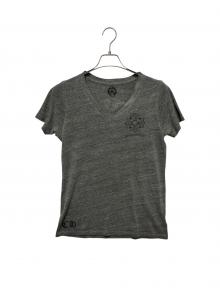 CHROME HEARTS（クロムハーツ）の古着「バックCHプラス スクロールロゴTシャツ」｜グレー