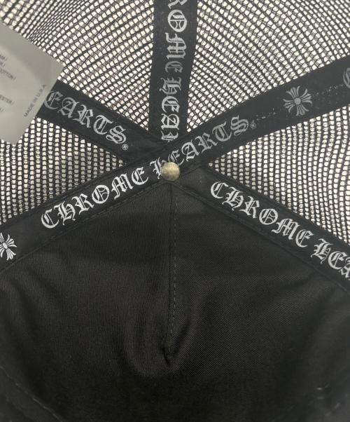 CHROME HEARTS（クロムハーツ）CHROME HEARTS (クロムハーツ) 3セメタリークロストラッカー キャップ/キャップ/帽子 ブラック×ホワイト サイズ:OSの古着・服飾アイテム
