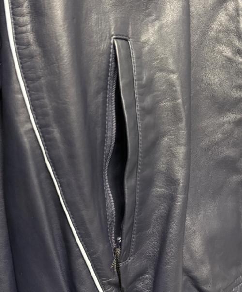 SUPREME（シュプリーム）SUPREME (シュプリーム) UMBRO (アンブロ) Leather Track Jacket ネイビー サイズ:Lの古着・服飾アイテム