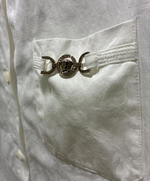VERSACE（ヴェルサーチェ）VERSACE (ヴェルサーチェ) バロッコジャガードクロップシャツ ホワイト サイズ:40の古着・服飾アイテム