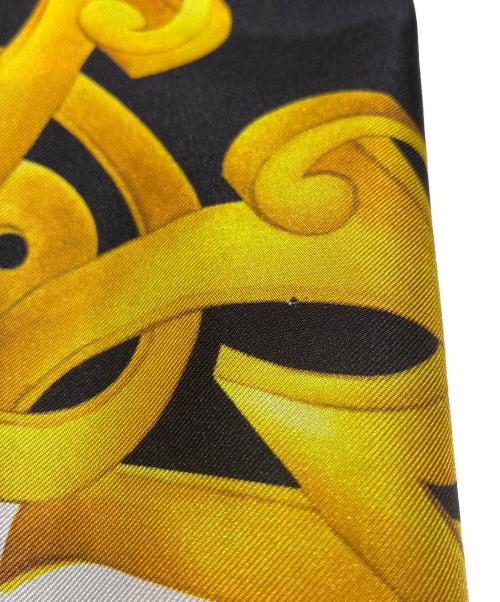 VERSACE（ヴェルサーチェ）VERSACE (ヴェルサーチェ) ニットシャツワンピース ブラック×イエロー サイズ:38の古着・服飾アイテム
