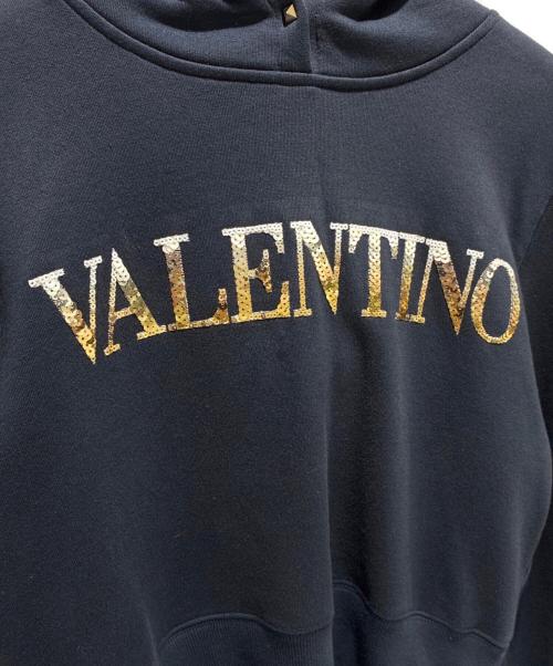 VALENTINO（ヴァレンティノ）VALENTINO (ヴァレンティノ) スパンコールグラデェーションロゴプルオーバーパーカー ネイビー サイズ:Mの古着・服飾アイテム