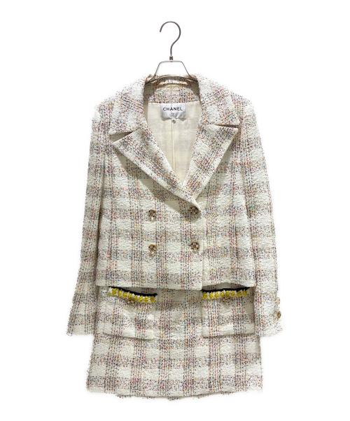 CHANEL（シャネル）CHANEL (シャネル) スパンコール ココボタン ツイードセットアップ P77288V68882/P77303V68882 ホワイト サイズ:38の古着・服飾アイテム