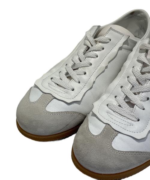 Maison Margiela22（メゾンマルジェラ22）Maison Margiela22 (メゾンマルジェラ22) Featherlight low-top フェザーライトスニーカー ホワイト サイズ:43の古着・服飾アイテム
