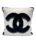 CHANEL（シャネル）の古着「ココマーク ムートンクッション」