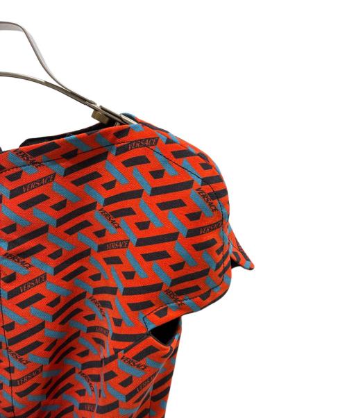 VERSACE（ヴェルサーチェ）VERSACE (ヴェルサーチェ) Versace Ladies La Greca Monogram Print Belted Wool Mini Dress モノグラム プリント ウールミニドレス 1A01805 レッド サイズ:36の古着・服飾アイテム