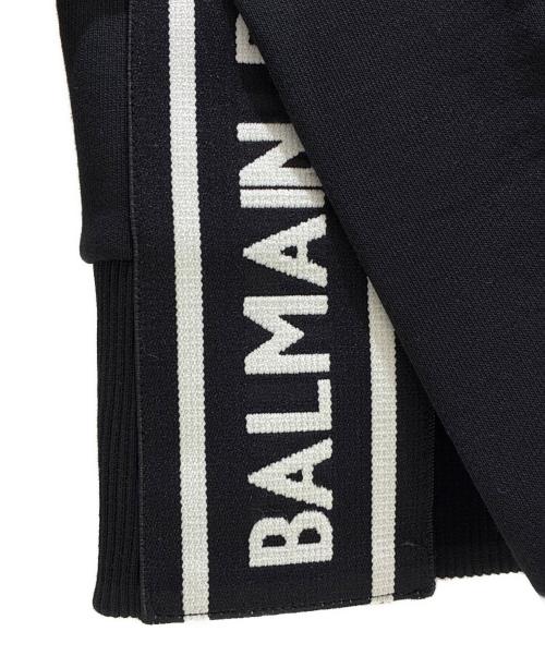 BALMAIN（バルマン）BALMAIN (バルマン) Cropped Hoodie With Flocked Logo ブラック サイズ:Sの古着・服飾アイテム