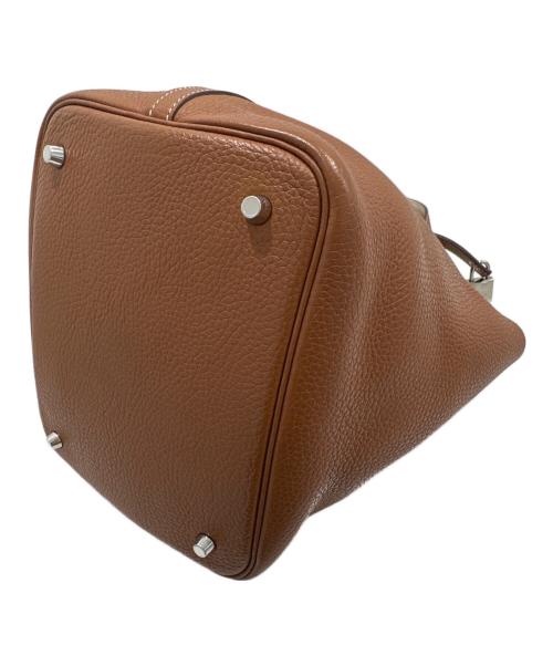 HERMES（エルメス）HERMES (エルメス) ピコタンロックエクラMM/トリヨンクレマンス/シルバー金具/Y刻印2020年製/ ブラウン系×ハンドル裏アイボリー系×シル サイズ:MMの古着・服飾アイテム