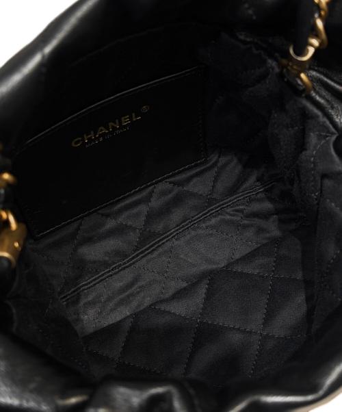 CHANEL（シャネル）CHANEL (シャネル) シャネル22 ミニ ブラック×ゴールド金具 サイズ:ミニの古着・服飾アイテム
