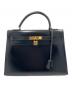 HERMES（エルメス）の古着「ケリー32 外縫い/ブラック/ゴールド金具/ボックスカーフ/〇N刻印:1984年製」｜ブラック