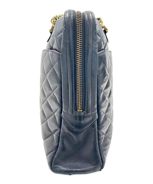 CHANEL（シャネル）CHANEL (シャネル) ダブルチェーンショルダーバッグ ブラック×ゴールド金具の古着・服飾アイテム