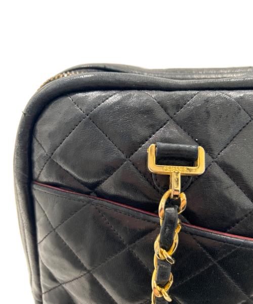 CHANEL（シャネル）CHANEL (シャネル) ダブルチェーンショルダーバッグ ブラック×ゴールド金具の古着・服飾アイテム