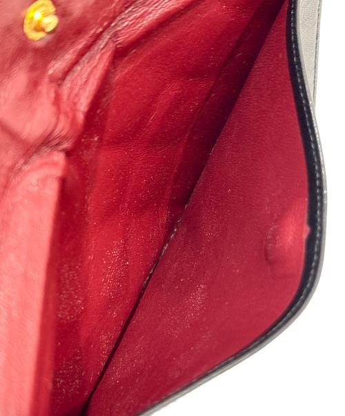 CHANEL（シャネル）CHANEL (シャネル) ダブルチェーンショルダーバッグ ブラック×ゴールド金具の古着・服飾アイテム